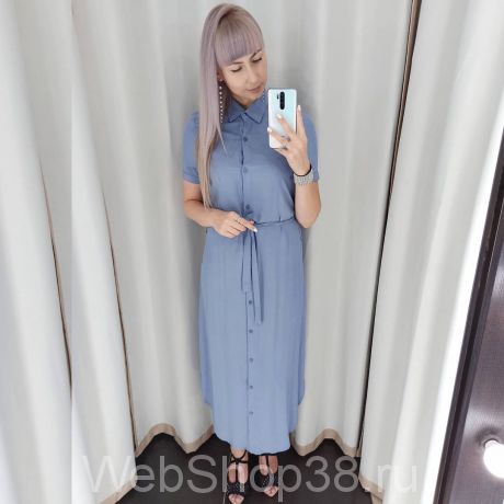 Голубое длинное платье рубашка с поясом