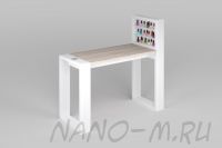 Маникюрный стол Matrix с подставкой для лаков