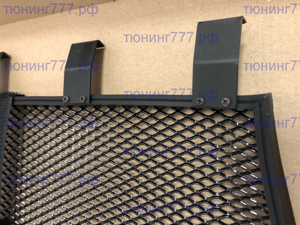 Защитная сетка и заглушка решетки радиатора Renault Duster 2015-2020