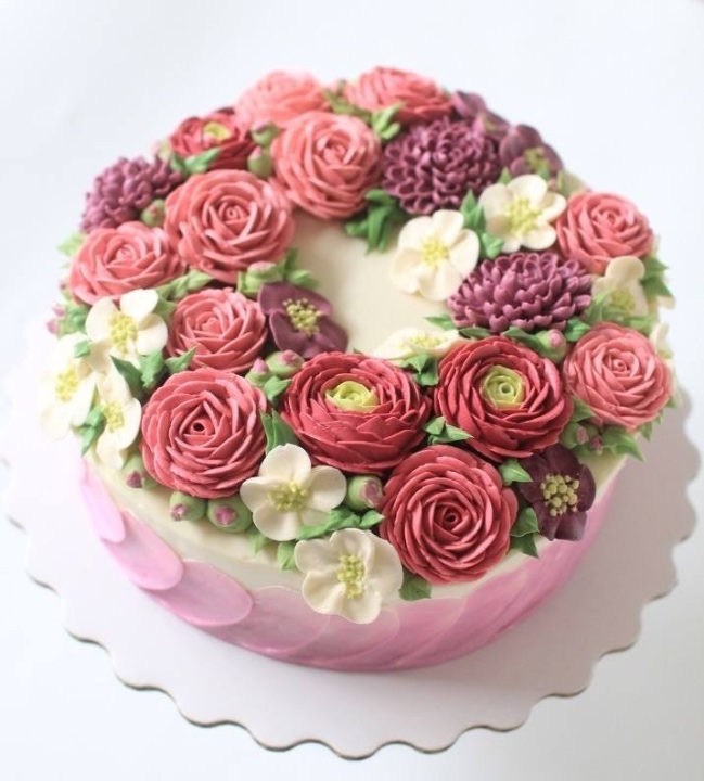 Торт с цветами из крема (Анна Галич)