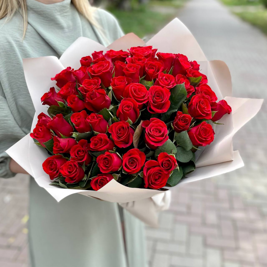 51 красная роза 40 см. в упаковке