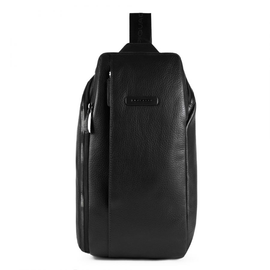 Рюкзак с одним плечевым ремнем Piquadro CA5107MOS/N кожаный черный