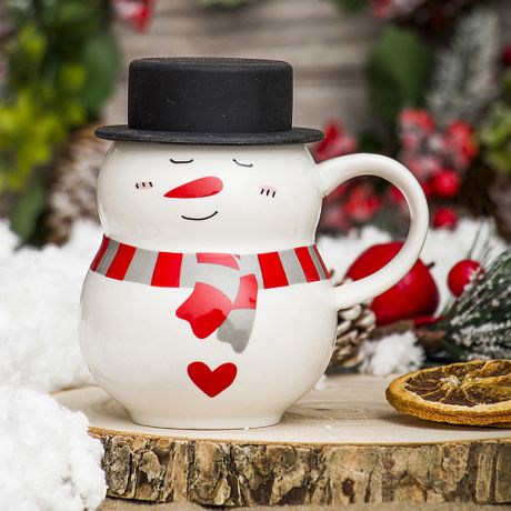 Кружка  Снеговик в шляпе Сердечко