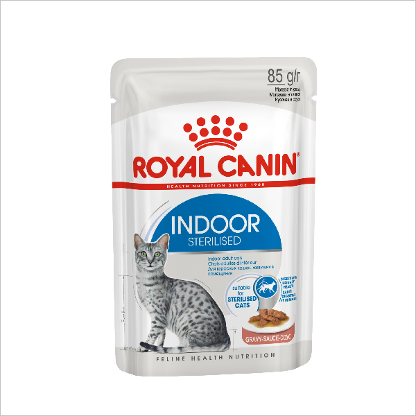 Влажный корм для кошек Royal Сanin Indoor Sterilised кусочки в соусе