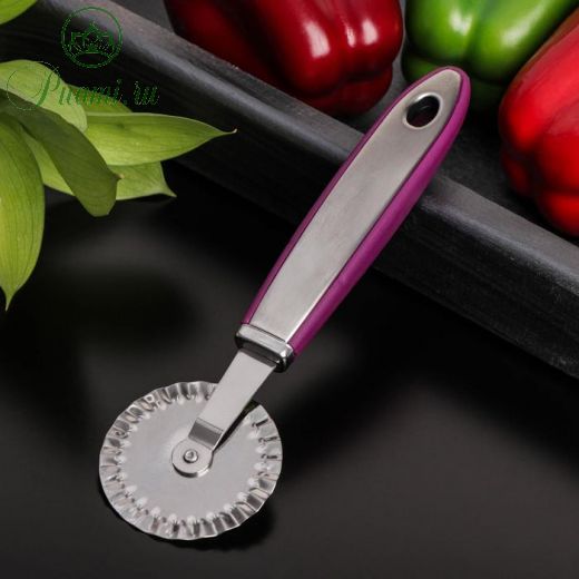 Нож для пиццы и теста Доляна Blade, 20 см, ручка soft touch, цвет фиолетовый