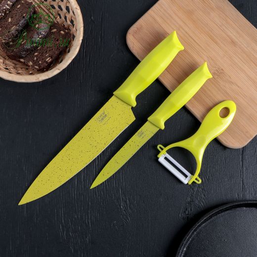 Набор «Клауд», 3 предмета: 2 ножа, овощечистка из керамики, цвет зелёный