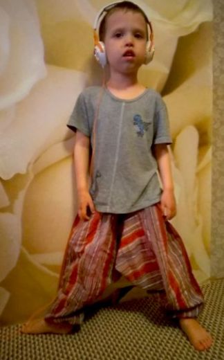 Детские индийские штаны алладины, купить в Москве для мальчиков и девочек. Интернет магазин, шоурум