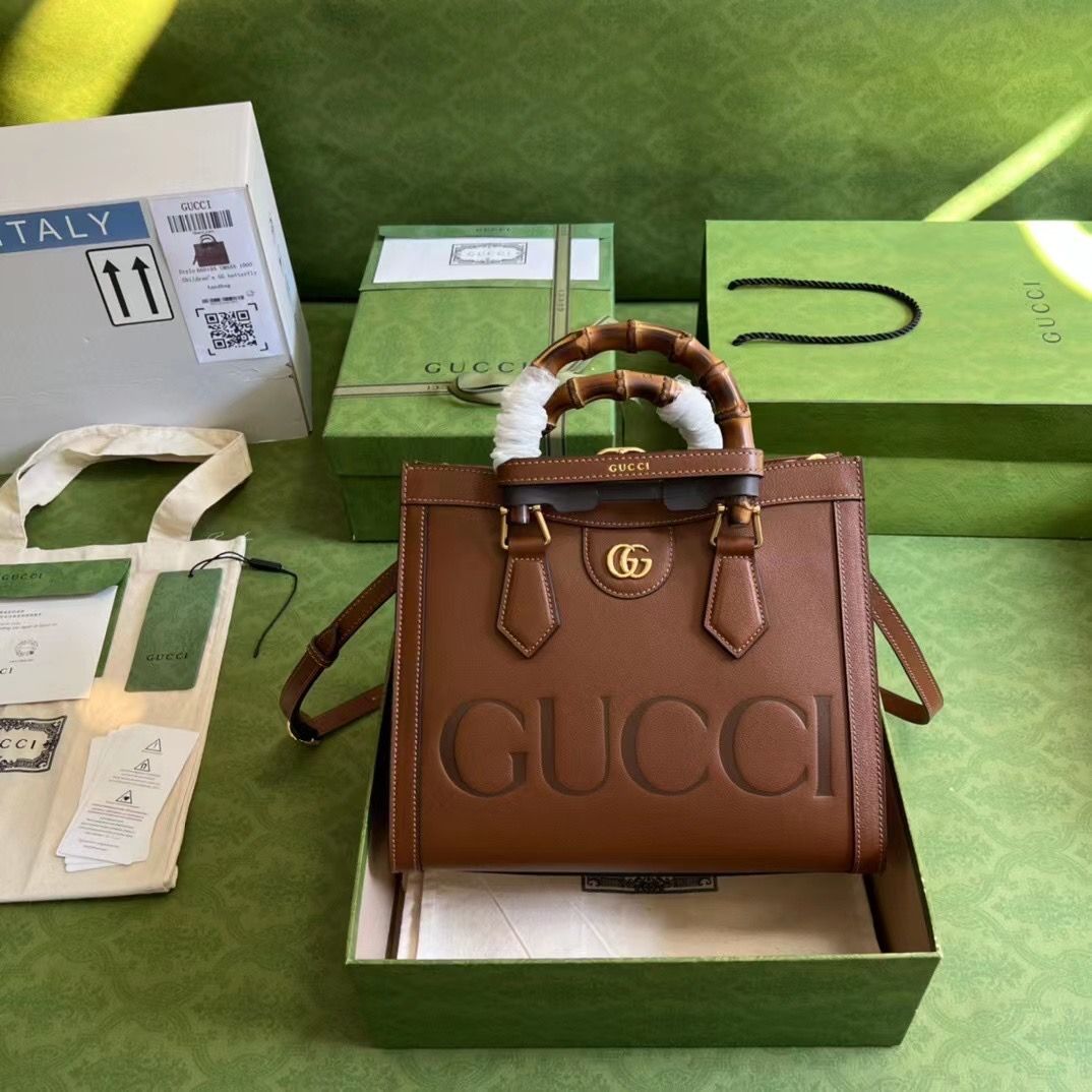 Gucci Diana 27x24x11 cm