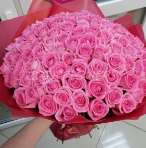 Букет  розовых роз