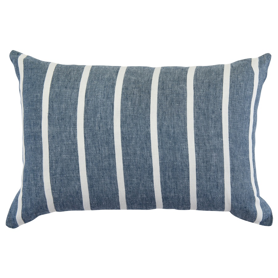 Чехол на подушку декоративный в полоску темно-синего цвета из коллекции Essential, 40х60 см