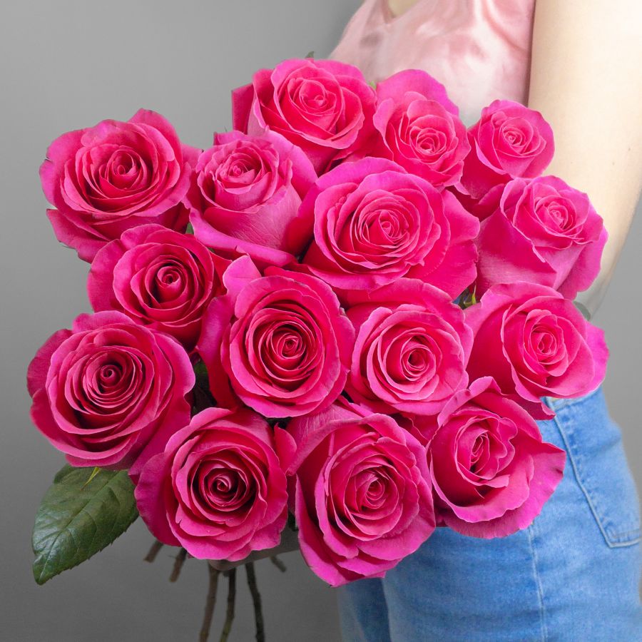 Розы розовые 70см (Эквадорская) премиум