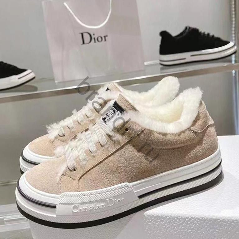 Зимние женские кроссовки из натуральной кожи брендовые Dior купить в  интернет магазине со скидкой до 50%