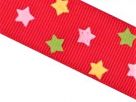 фото Лента репсовая (в рубчик) с рисунком Разноцветные звездочки на красном 25 мм (X-01062)