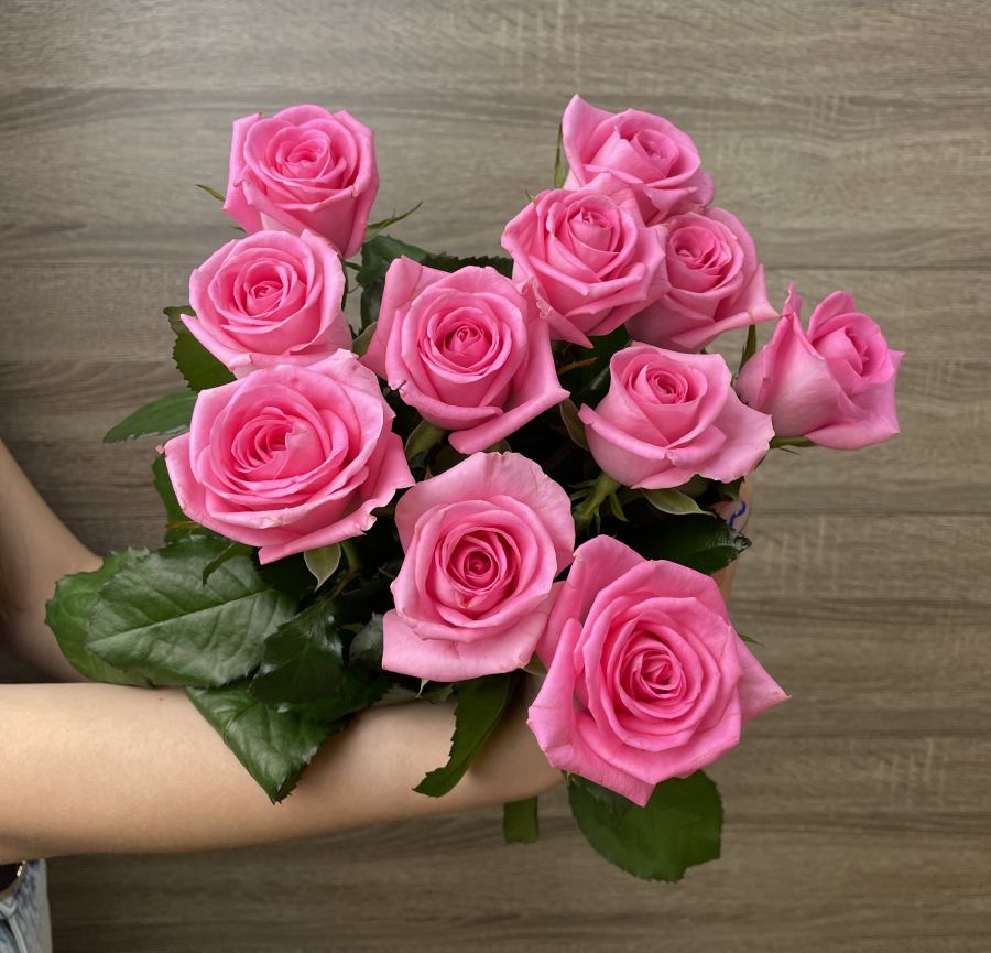Розовые розы 60 см (от 11 шт)