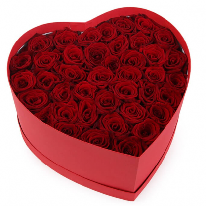 Сердце из 39 красных роз