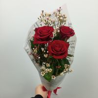 Букет- комплимент с 3 розами