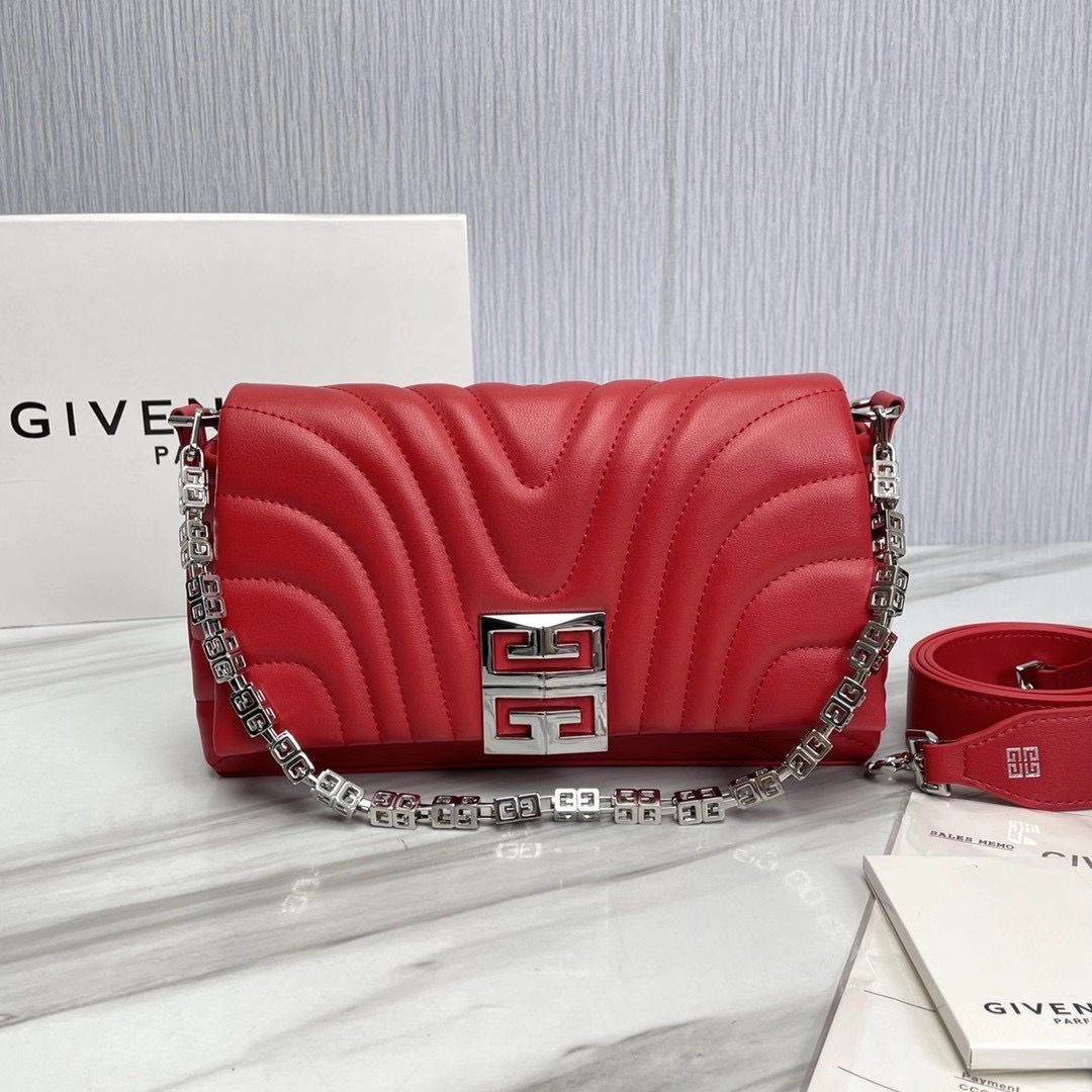 Givenchy 4G Soft Baguette 25x15x6 cm