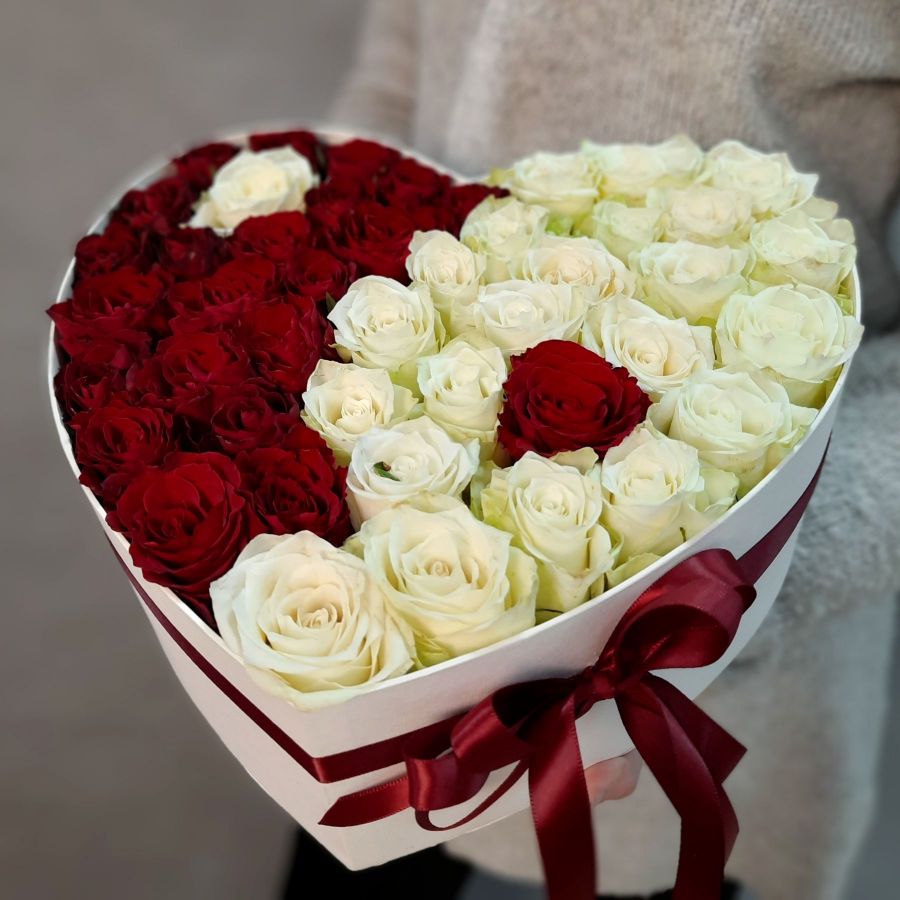 Коробка сердце с розами "ДЛЯ ВЛЮБЛЕННЫХ"