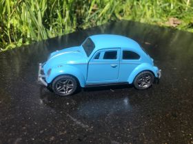 Коллекционная машинка металл модель Volkswagen Beetle Жук 1:36 голубой