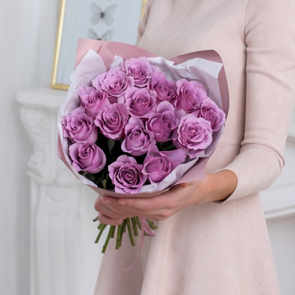 11 фиолетовых роз (40см)
