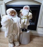 Санта Клаус с мешком подарков 60 см в белом