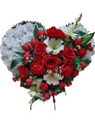 Фото Ритуальный венок Сердце красные и белые розы, пионы, лилии