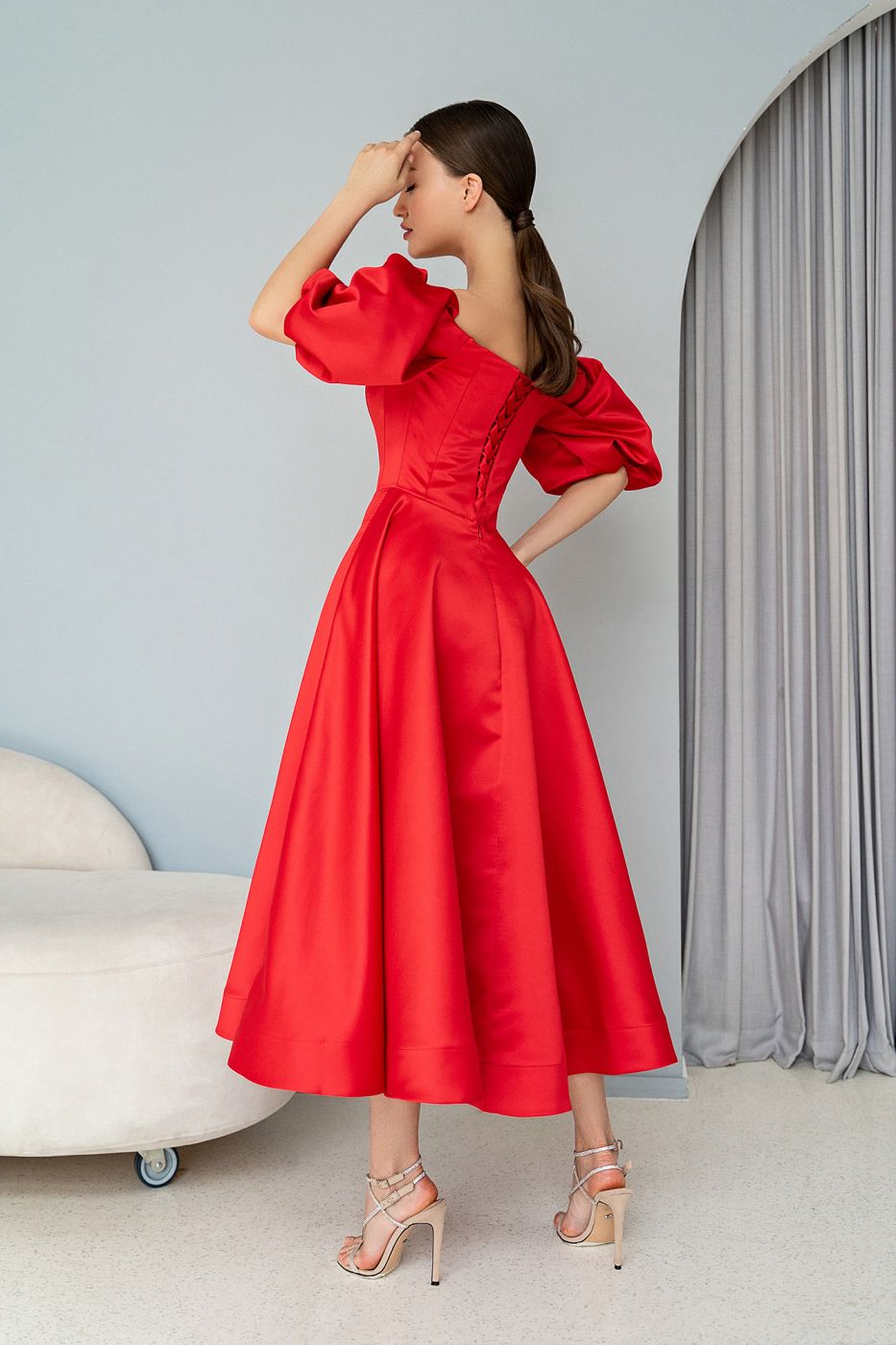 Приталенное вечернее платье красного цвета Арт.773