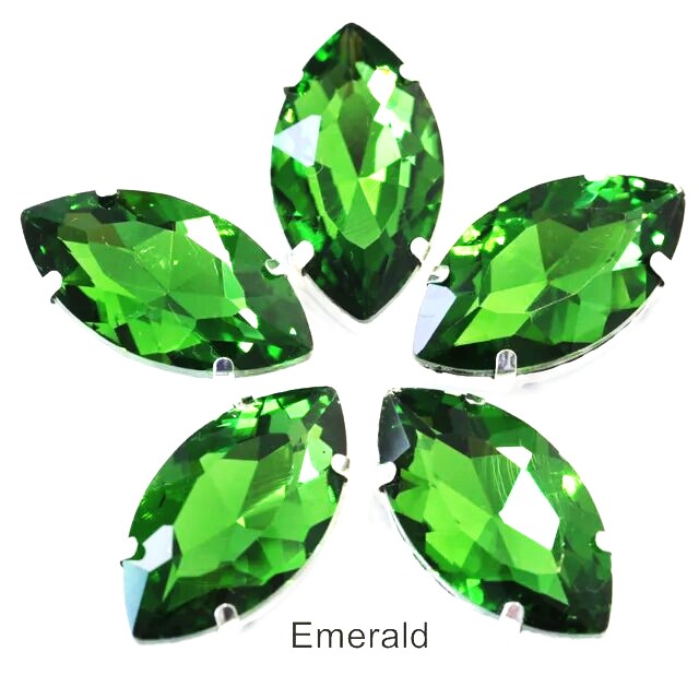 Стразы пришивные в цапах "Лист" стекло изумрудно-зеленый/ серебро Разные размеры (MLK.emerald)