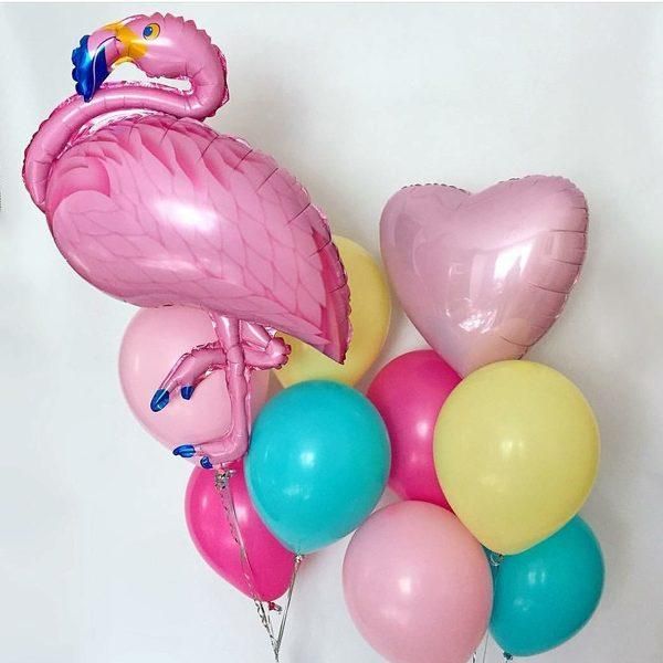 Розовый Фламинго в композиции с шарами