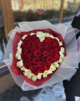 Фирменное сердце из 101 Кенийской розы (40см)