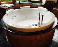 Гидромассажная круглая ванна Jacuzzi Nova встраиваемая или отдельностоящая 180x180 схема 1