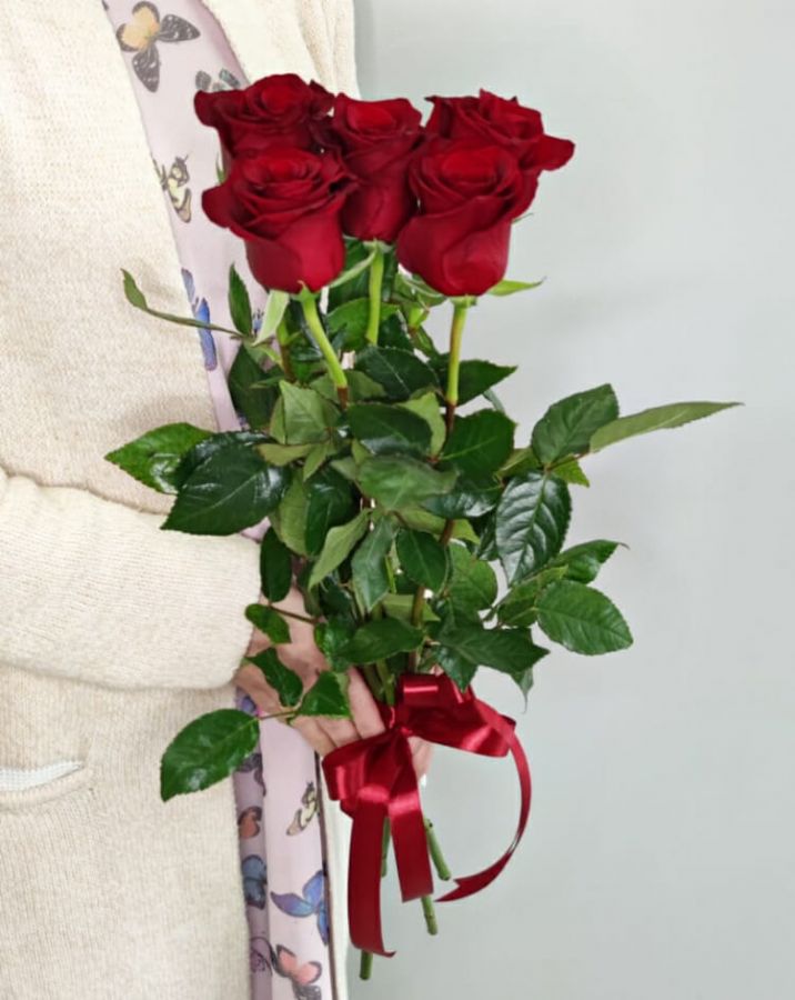 Букет «5 красных роз»