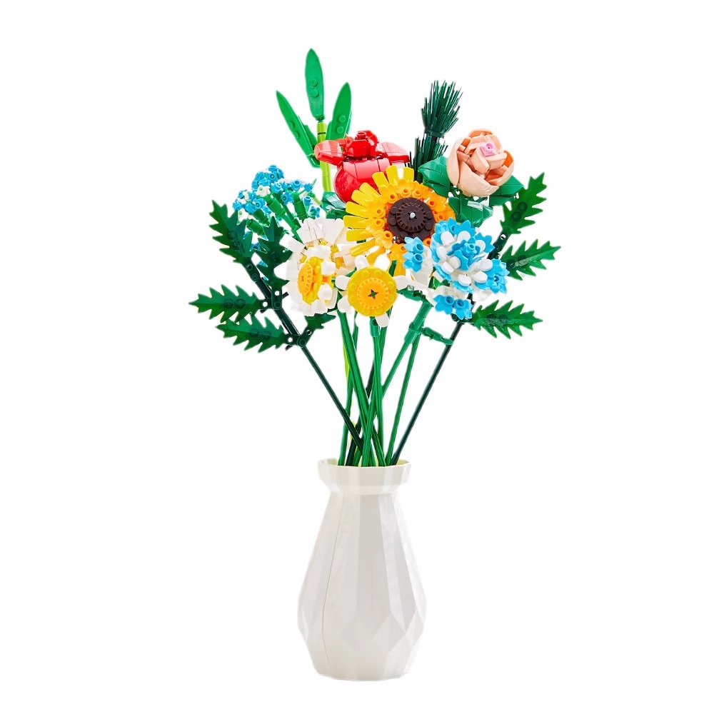 Конструктор цветы нежный букет в вазе 600 деталей (3027)