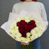 Монобукет из 51 розы 40 см "Красота и чувства"