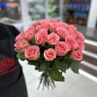 Розовая роза из Кении (40см)
