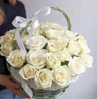 Корзина «31 белая Роза»