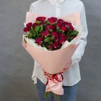 Монобукет из 9 красных пионовидных роз