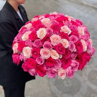 101 роза Микс Эквадор. 3 оттенка розового