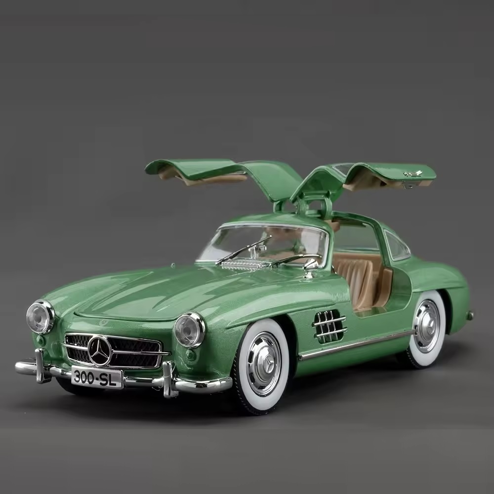 Модель автомобиля металлическая Mercedes Benz 300SL с дымом 1:24 1900-380P