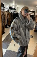 Куртка из голубой норки с интарсией "Fendi". Остались серый и шоколад