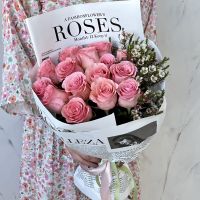 Акция! Розовые розы и ваксфлауэр